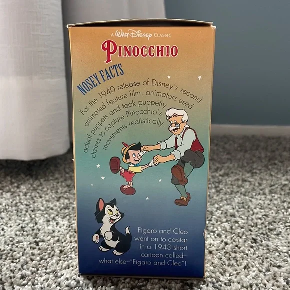 DISNEY 1994 Vintage Cup Collector Series, Pinocchio - Picture 3 of 7